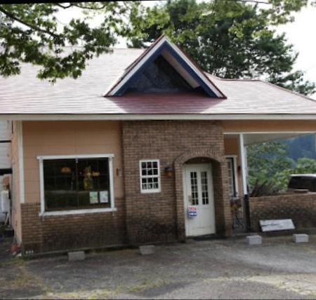 Guesthouse Unila Hakusan Exterior photo